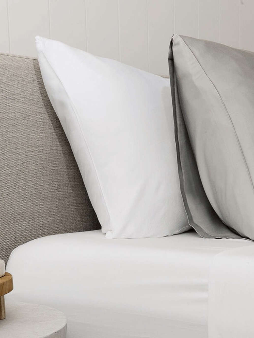 Cozy Earth Bamboo Pillowcases King Light Grey Set of 2 NWT $88
